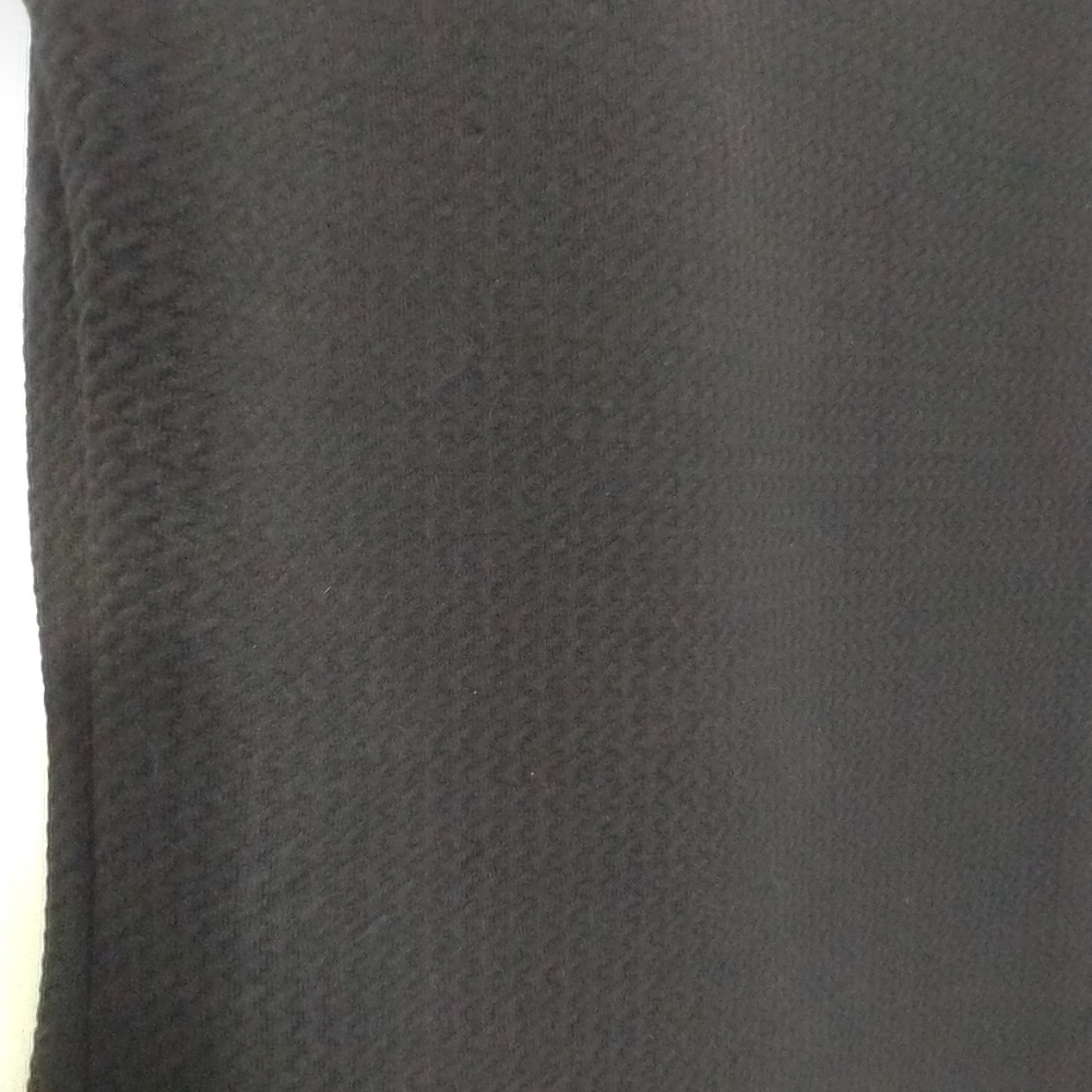 Intriguing Threads Small Black - Picture 5 of 5